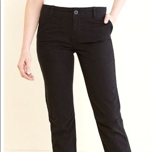 Women’s Sanctuary cropped cotton pants.